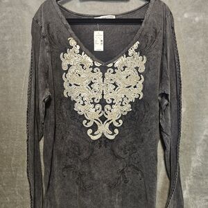 NWT Maurices Distressed Long Sleeve Graphic T Shirt 3x